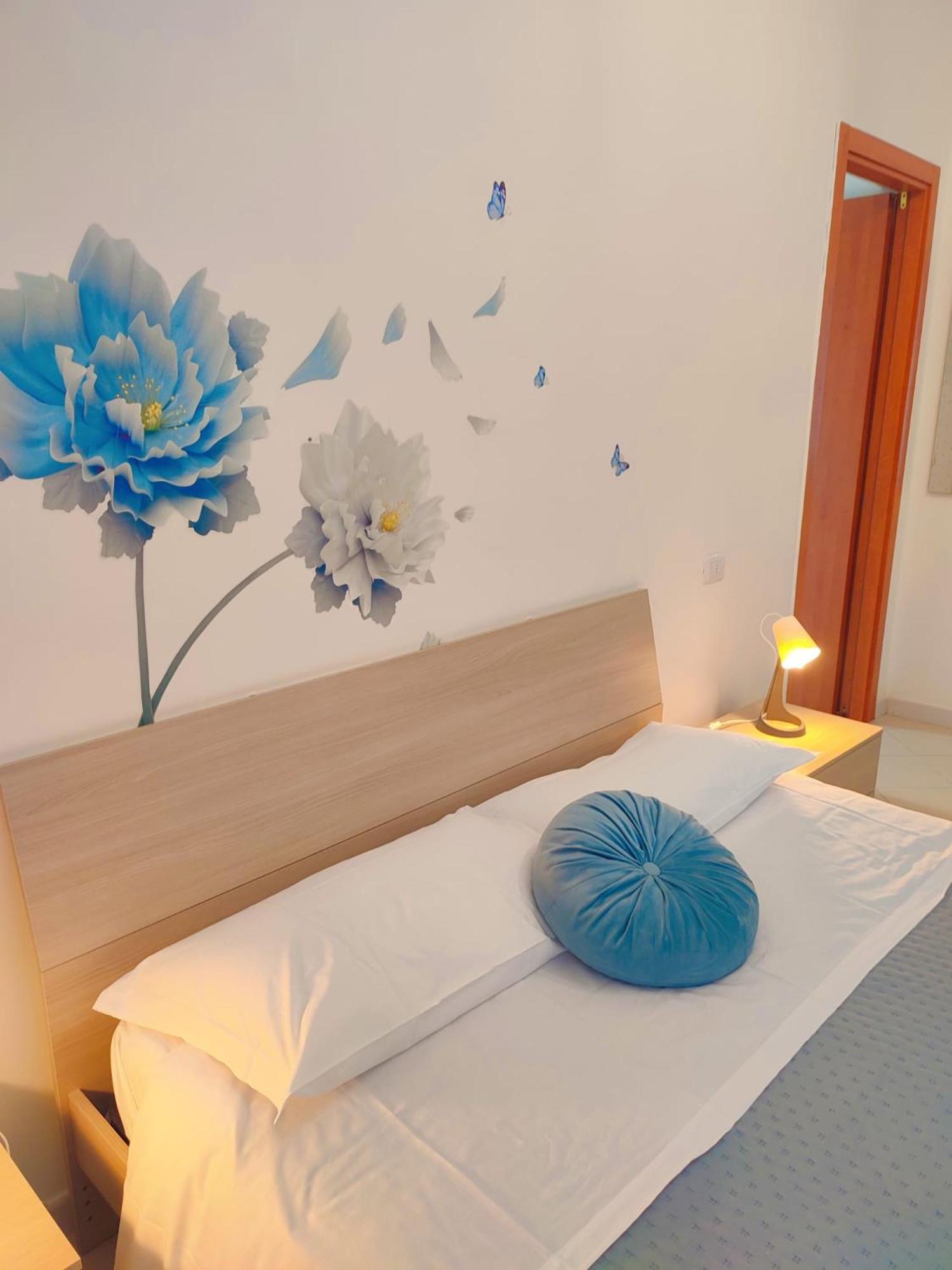 F.A.M. Rooms Ciampino Luaran gambar